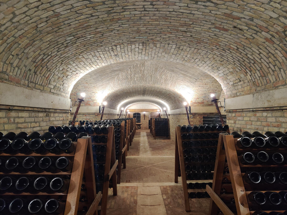 Prima Serata aging on pupitres